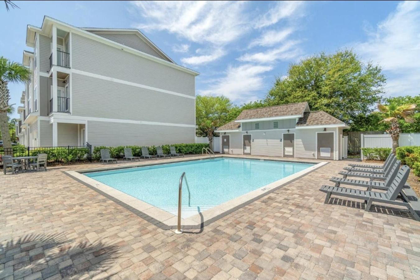 Lux Beatles Themed Beach Home, 5 Min Walk To Beach + Golf Cart, Dog Friendly! Destin Eksteriør billede